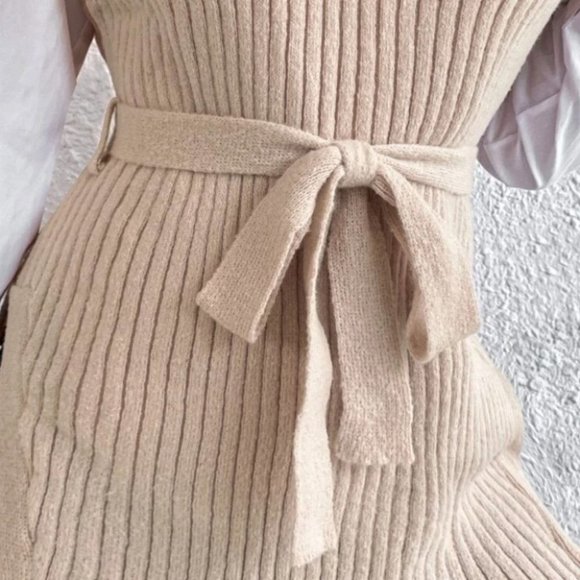 TAN BELTED RIBBED KNIT SWEATER VEST NO BLOUSE - Picture 3 of 6